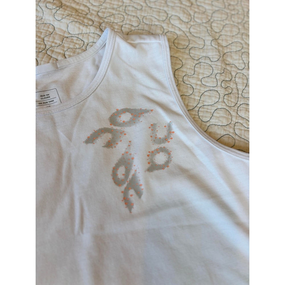 On Running On Run Tank Womens Medium White Sleeveless Tank Top NWOT - Picture 2 of 6